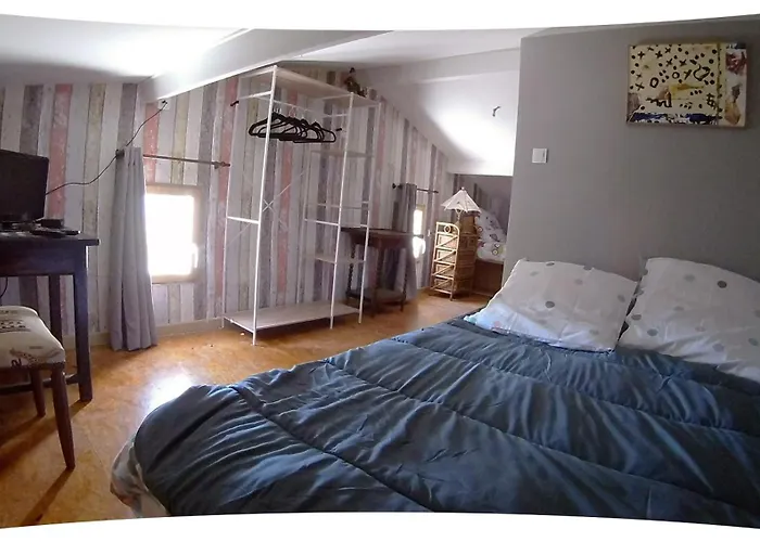 Le Moulin Du Christ * Peyrefitte-sur-l'Hers